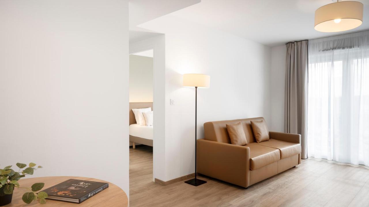 One-Bedroom Apartment,1540903474:JPEG